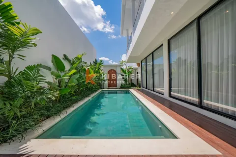 3 bedrooms Villa in Canggu, Badung, Indonesia No. 12378 2