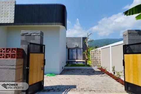 Вилла с 3 спальнями в Lovina, Антуран, Булеленг,  № 8951 15