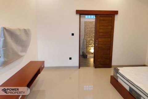 Вилла с 3 спальнями в Lovina, Антуран, Булеленг,  № 8951 3