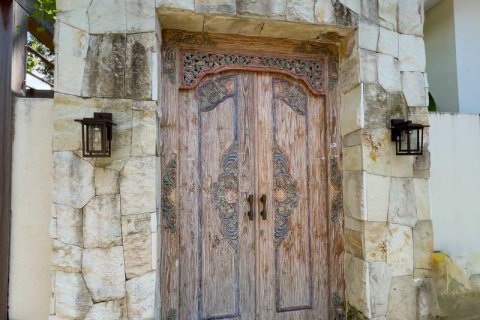 Вилла с 3 спальнями в Южный Денпасар, Денпасар,  № 8947 20