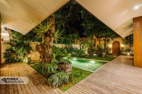 Вилла с 3 спальнями в Южный Денпасар, Денпасар,  № 8947 17