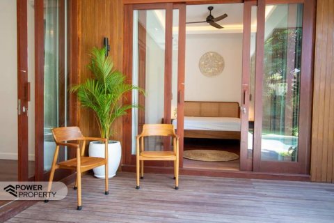 Вилла с 3 спальнями в Южный Денпасар, Денпасар,  № 8947 26