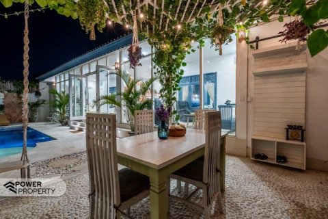 Вилла с 2 спальнями в Seminyak, Бадунг,  № 8915 18
