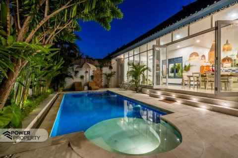 Вилла с 2 спальнями в Seminyak, Бадунг,  № 8915 1