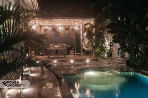 Вилла с 2 спальнями в Seminyak, Бадунг,  № 8915 8