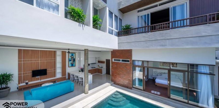 4 bedrooms Villa in Canggu, Badung,  No. 8950