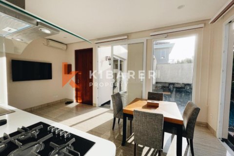 2 bedrooms Villa in South Kuta, Badung, Indonesia No. 12970 5