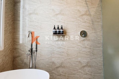 2 bedrooms Villa in South Kuta, Badung, Indonesia No. 12970 16