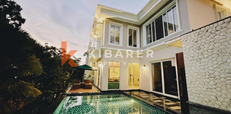 2 bedrooms Villa in South Kuta, Badung, Indonesia No. 12970