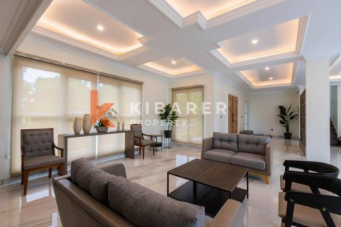 5 bedrooms Villa in South Kuta, Badung, Indonesia No. 12966 5
