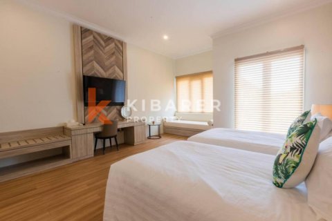 5 bedrooms Villa in South Kuta, Badung, Indonesia No. 12966 12