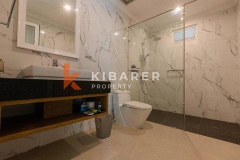 5 bedrooms Villa in South Kuta, Badung, Indonesia No. 12966 22