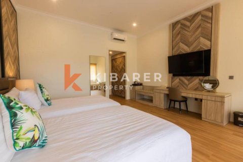 5 bedrooms Villa in South Kuta, Badung, Indonesia No. 12966 23
