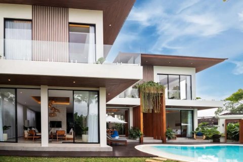 425m2 Villa in Tumbak Bayuh, Mengwi, Badung, Indonesia No. 9701 24