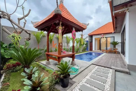 2 bedrooms Villa in Kerobokan, Badung, Indonesia No. 12710