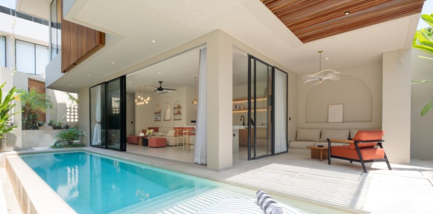 2 bedrooms Villa in Canggu, Badung, Indonesia No. 13743