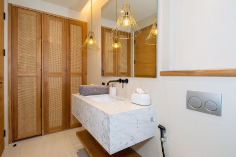 2 bedrooms Villa in Canggu, Badung, Indonesia No. 13743 17