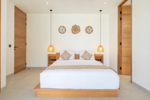 2 bedrooms Villa in Canggu, Badung, Indonesia No. 13741 16