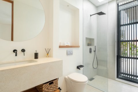 2 bedrooms Villa in Canggu, Badung, Indonesia No. 13741 18