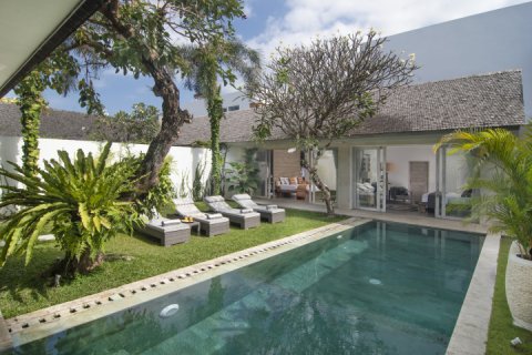 3 bedrooms Villa in Canggu, Badung, Indonesia No. 13746 2