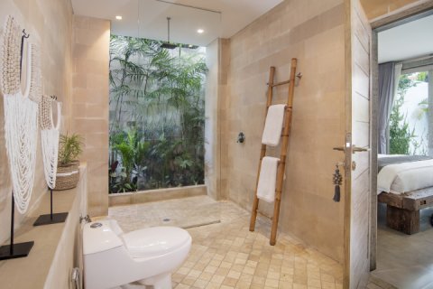 3 bedrooms Villa in Canggu, Badung, Indonesia No. 13746 14