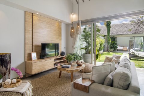 3 bedrooms Villa in Canggu, Badung, Indonesia No. 13746 5