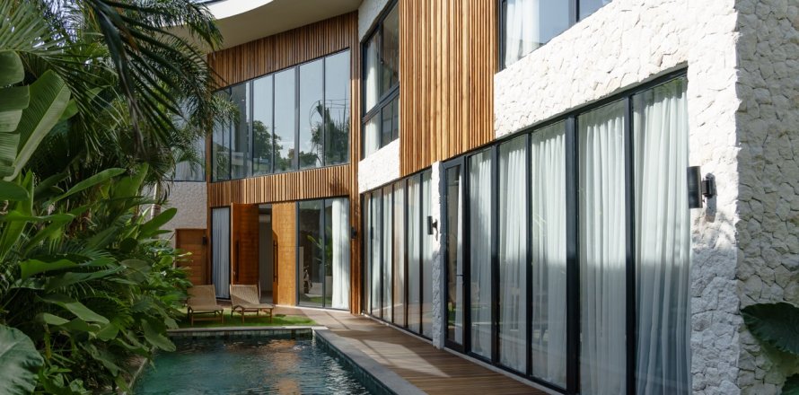 Studio Villa in Badung, Indonesia No. 9734