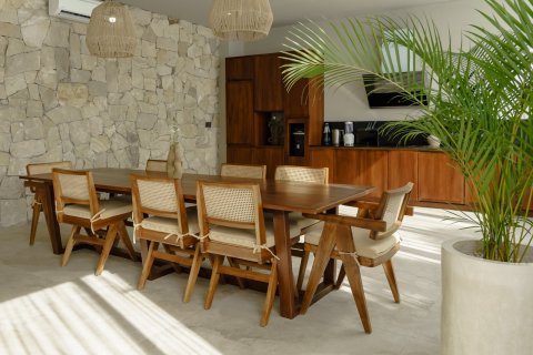 426m2 Villa in Badung, Indonesia No. 9734 9