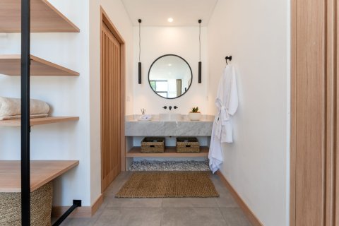 120m2 Villa in Pererenan, Mengwi, Badung, Indonesia No. 9693 19