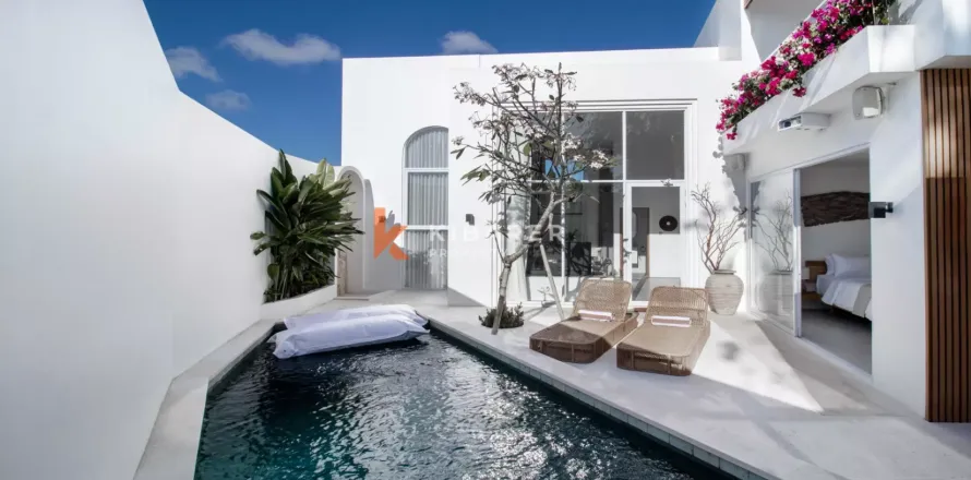 3 bedrooms Villa in South Kuta, Badung, Indonesia No. 12242