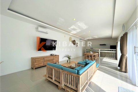4 bedrooms Villa in Denpasar, Indonesia No. 12244 3