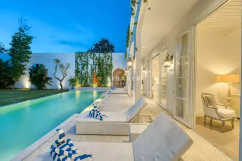 4 bedrooms Villa in Tibubeneng, Badung, Indonesia No. 12241 7