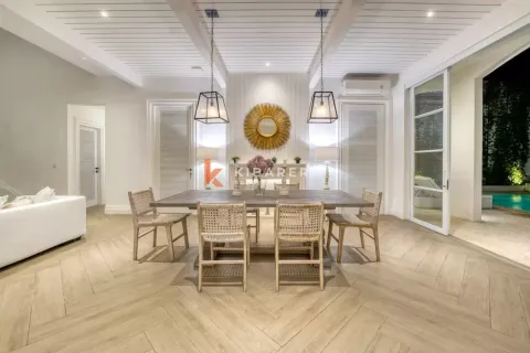 4 bedrooms Villa in Tibubeneng, Badung, Indonesia No. 12241 4