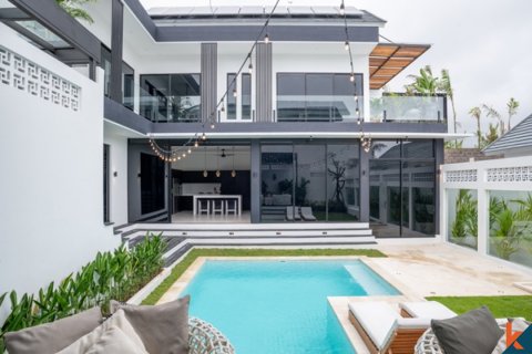 3 bedrooms Villa in Canggu, Badung, Indonesia No. 11473