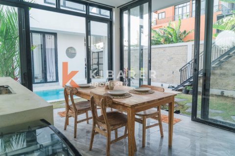 3 bedrooms Villa in Canggu, Badung, Indonesia No. 12739 3
