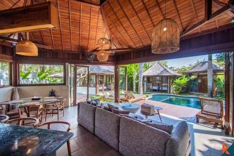 3 bedrooms Villa in Kuta, Badung, Indonesia No. 11177 11