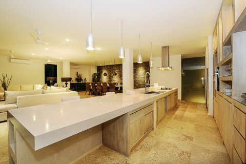 4 bedrooms Villa in Badung, Indonesia No. 11175 18