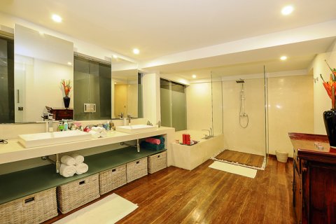 4 bedrooms Villa in Badung, Indonesia No. 11175 17