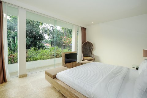 4 bedrooms Villa in Badung, Indonesia No. 11175 15