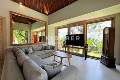 6 bedrooms Villa in Tibubeneng, Badung, Indonesia No. 12463 5