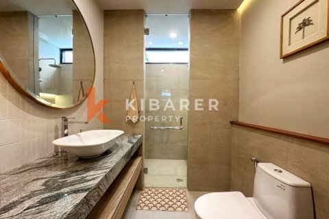 6 bedrooms Villa in Tibubeneng, Badung, Indonesia No. 12463 25