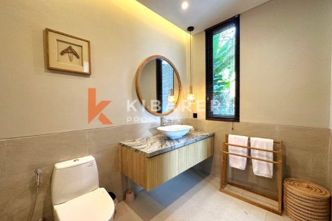 6 bedrooms Villa in Tibubeneng, Badung, Indonesia No. 12463 20