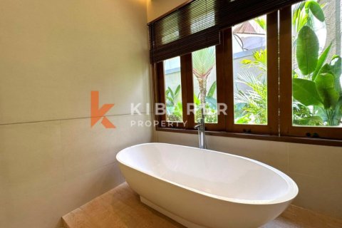 6 bedrooms Villa in Tibubeneng, Badung, Indonesia No. 12463 15