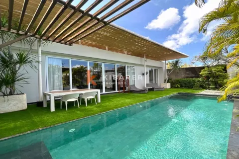 3 bedrooms Villa in Seminyak, Badung, Indonesia No. 12462