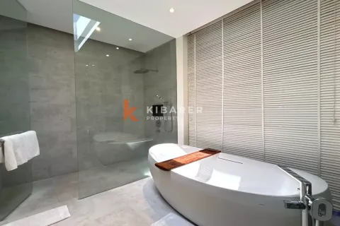 3 bedrooms Villa in Seminyak, Badung, Indonesia No. 12462 24