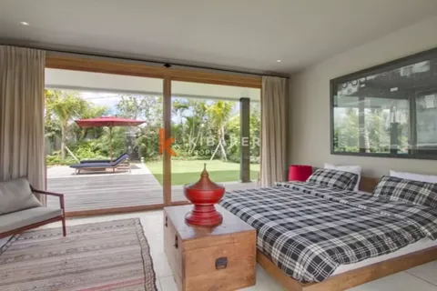 5 bedrooms Villa in Tibubeneng, Badung, Indonesia No. 12215 14