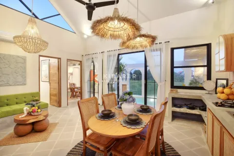 2 bedrooms Villa in Tumbak Bayuh, Mengwi, Badung, Indonesia No. 12217 4
