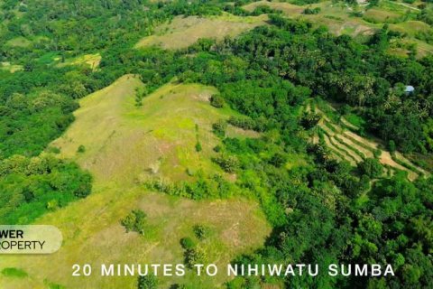 22008m2 Land in  No. 9329 8