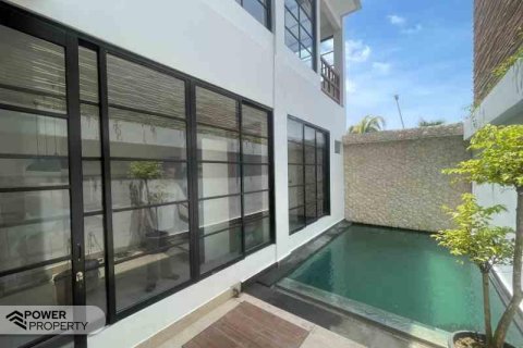 2 bedrooms Villa in Seminyak, Badung,  No. 9328 1