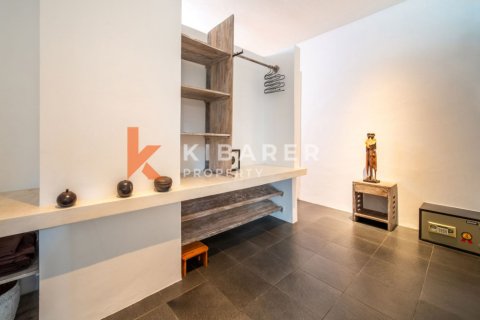 3 bedrooms Villa in Kerobokan, Badung, Indonesia No. 11813 15